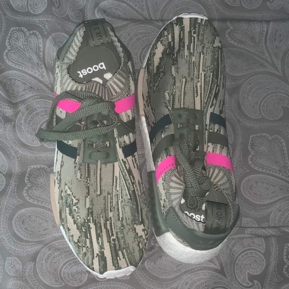 Adidas NMD R1 Primeknit glitch camo